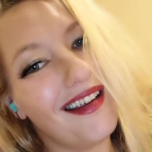 Meet your Posher, Colleen